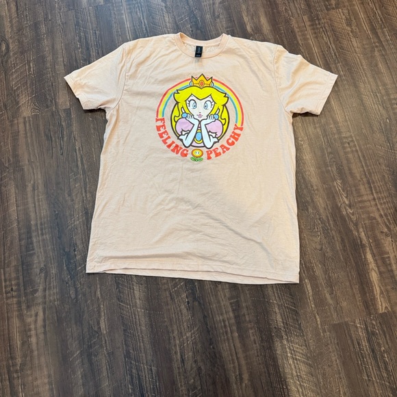 Nintendo princess peach feeling peachy Gildan shirt size large - Picture 1 of 3